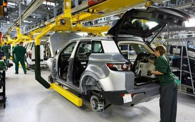 董車日?qǐng)?bào) 蔚來(lái)ES6預(yù)售價(jià)引關(guān)注，香港旅游巴士事故敲響警鐘，國(guó)內(nèi)旅游業(yè)務(wù)迎來(lái)新契機(jī)